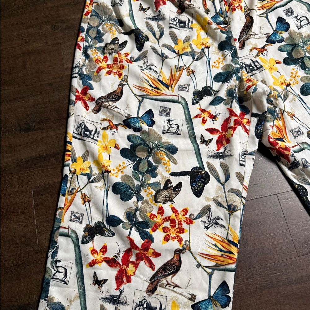 Nicole Miller Floral and Butterfly Print Drawstring Ankle Pants. - Picture 5 of 7